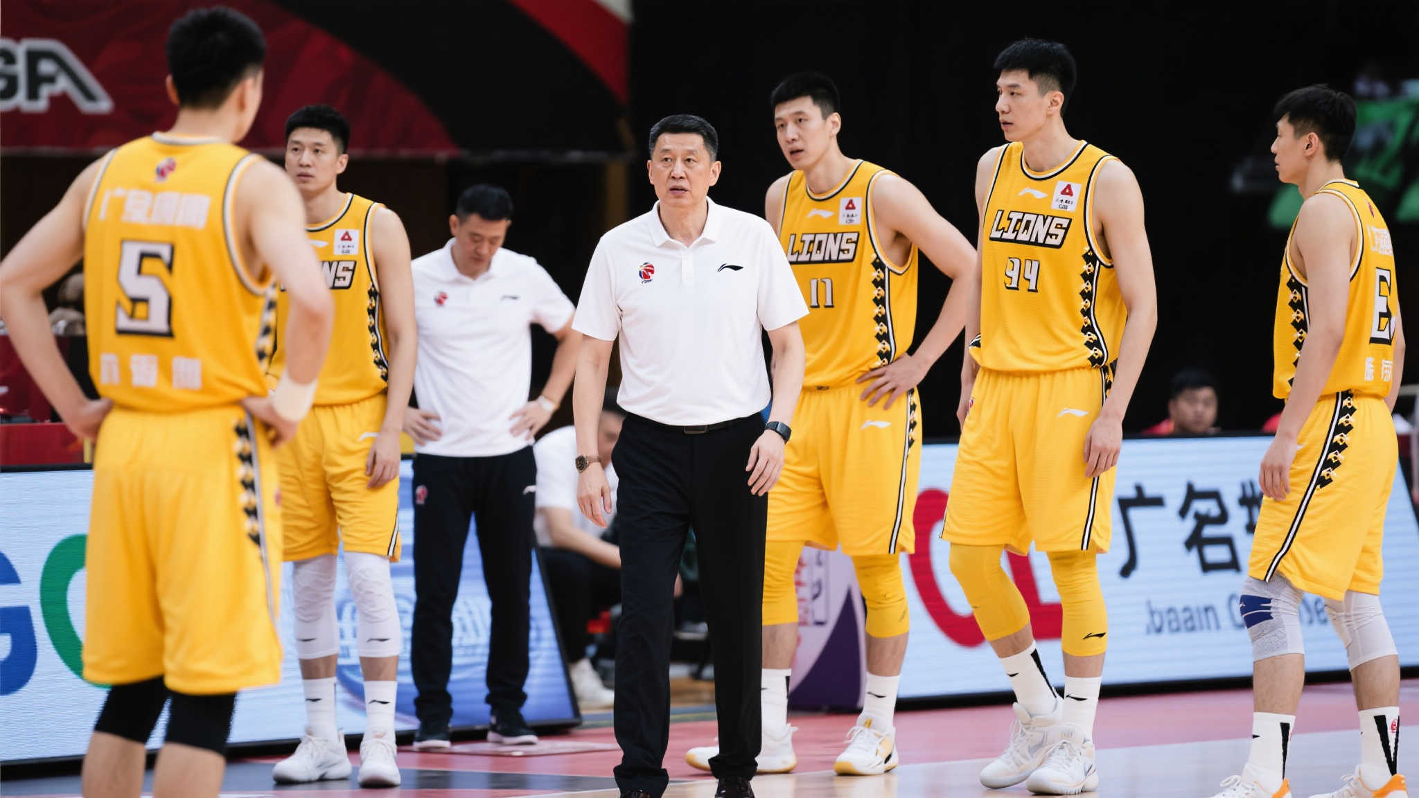 决赛G6策略解析:广厦调整双策应对危机,孙铭徽压力倍增,北京队三招升级 决赛G6策略解析:广厦调整双策应对危机,孙铭徽压力倍增,北京队三招升级